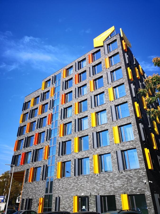 Magnolia Loft Apartments Вроцлав Екстер'єр фото
